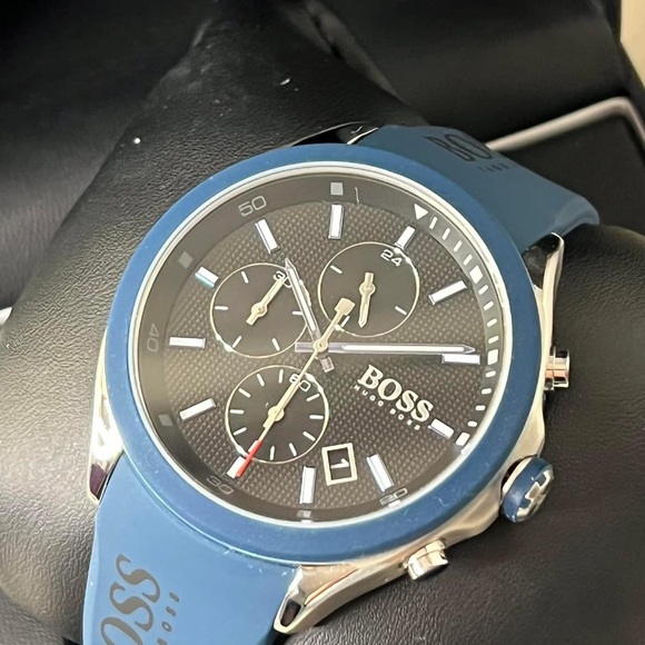 HB1513717- Hugo Boss Men’s Velocity Blue Watch - Picture 7 of 13